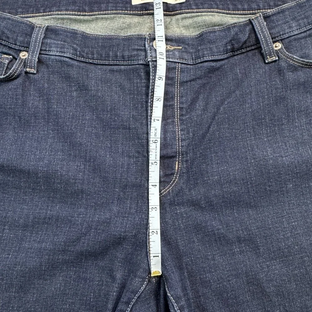 Levi Strauss Womens Classic Bootcut Jeans Size 24W Mid-Rise Dark Wash Denim - Picture 11 of 16